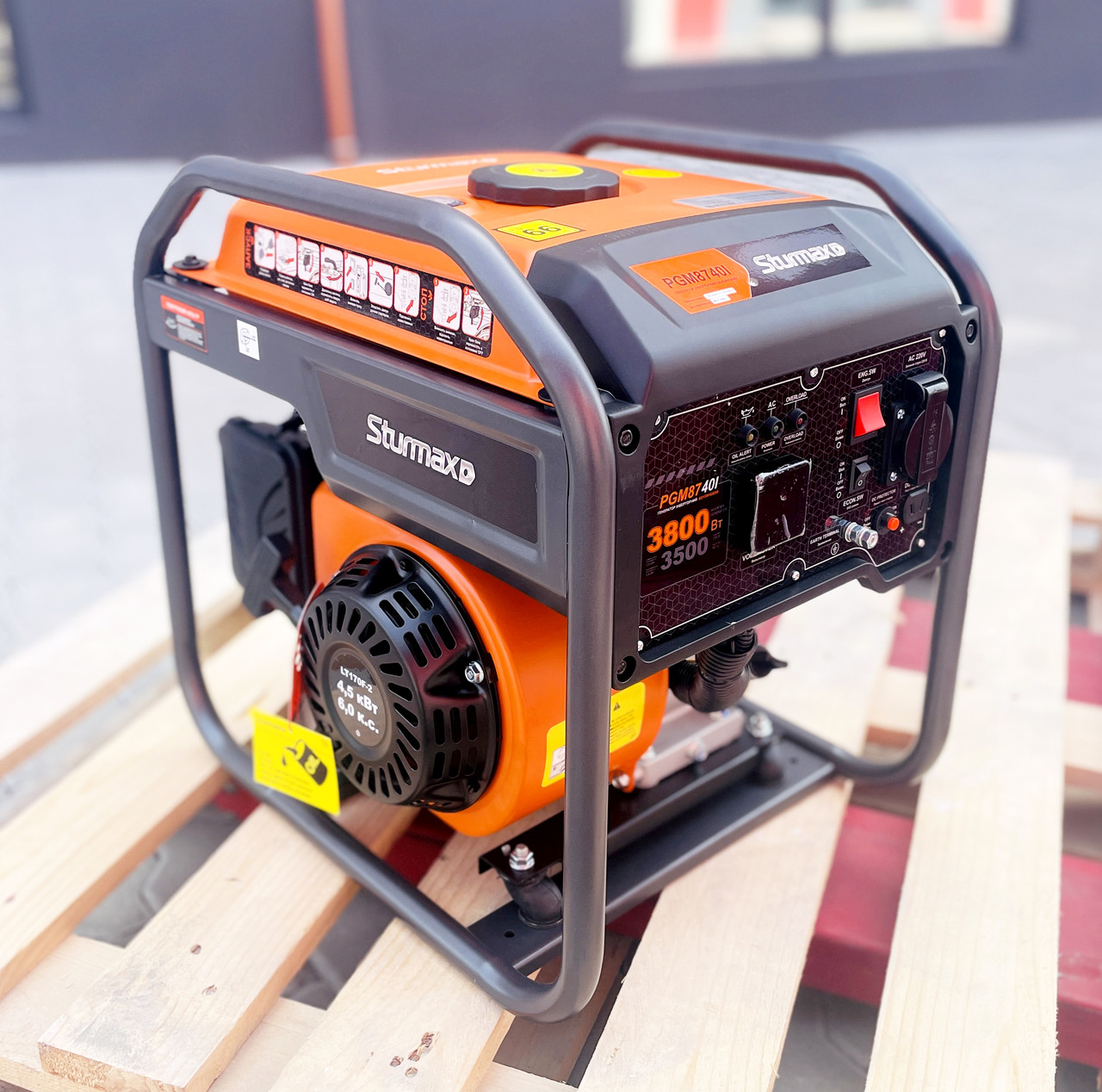 Бензиновий генератор інверторний Sturmax PGM8740I 3.5/3.8 кВт, фото 1