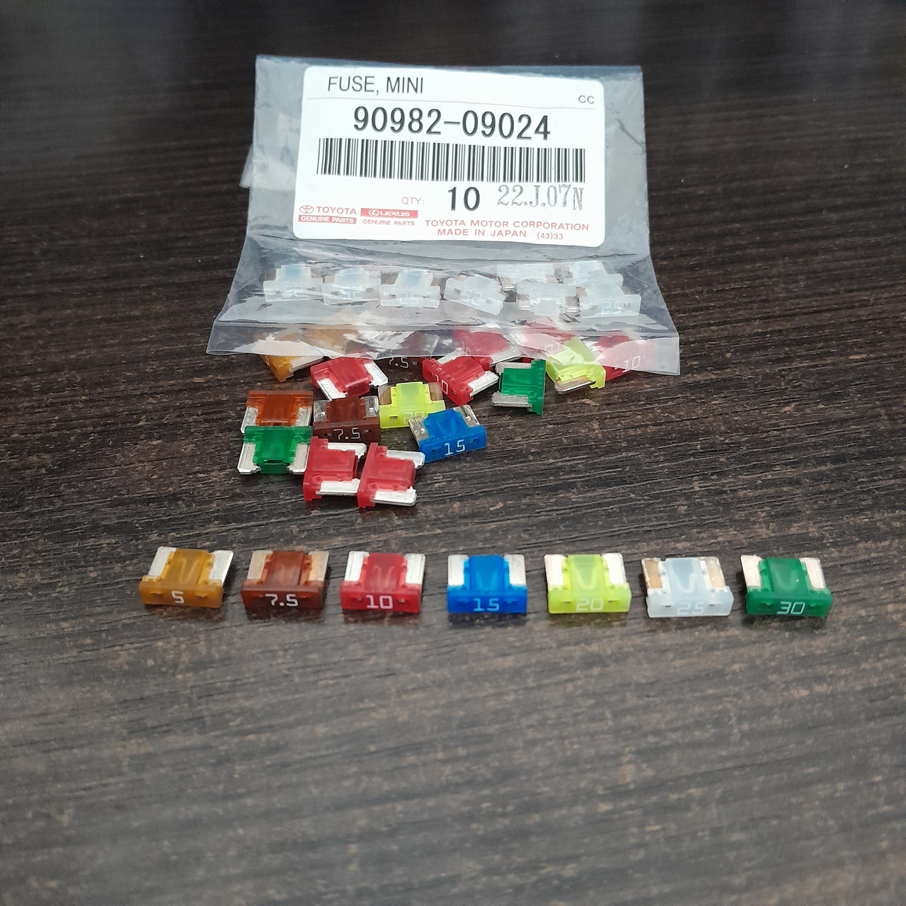90982-09022 Запобіжник плавкий 15 a