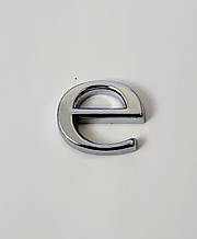 Напис на багажник буква e хром 14х16 мм