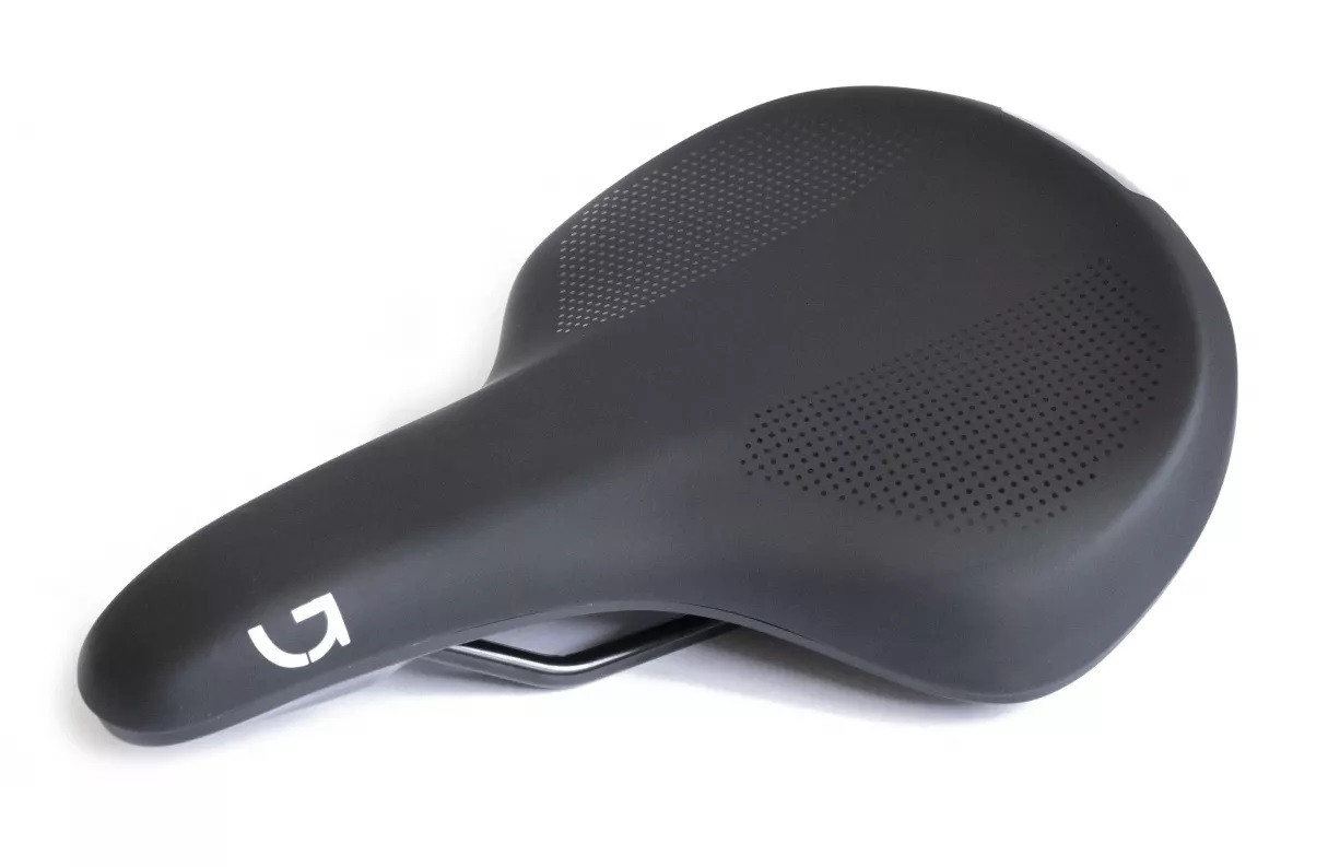 Сідло Green Cycle Comfort Foam 162, стальні рейли, чорне