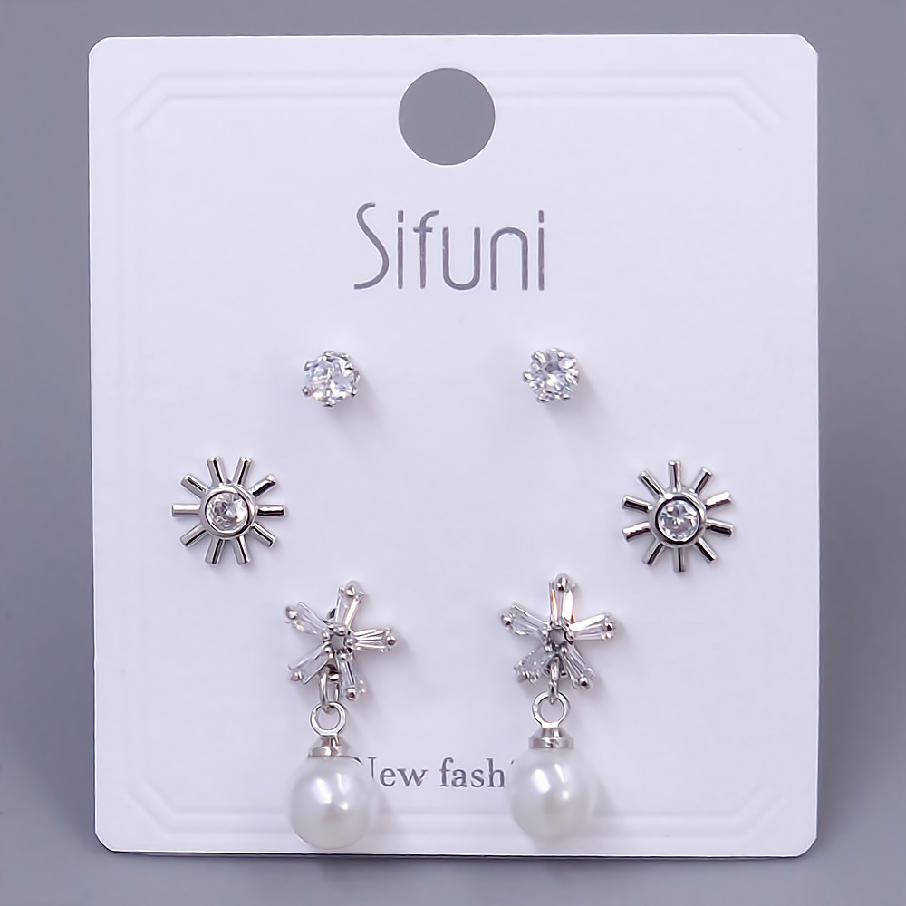 Набір із 3-х пар сережок-гвоздиків FJ. Родій. Камені: білий циркон та перли