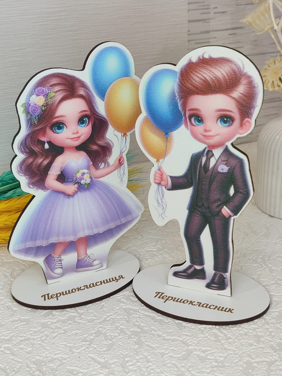 Дерев'яна сувенірна статуетка "Першокласники" на 1 вересня, перший дзвінок, фото 1