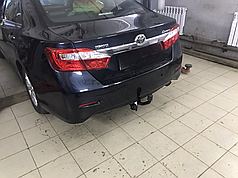 Фаркоп Toyota Camry 50 2011-2018 (Тойота Камрі 50) окрім USA