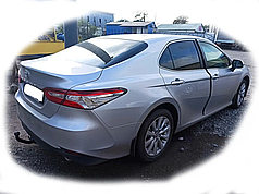 Фаркоп Toyota Camry 70 2017- (Тойота Камрі 70) без зняття бампера