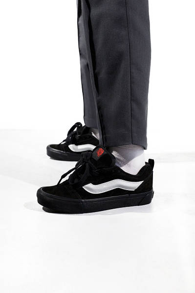 Купить Кеды низкие Vans Knu Skool Black White - VN0009QCBMA 39 - 25 см недорого в Киеве, Харькове, Одессе, Львове, Днепре, Украине | KINGDROP Купить Кеды низкие Vans Knu Skool Black White - VN0009QCBMA 39 - 25 см недорого в Киеве, Харькове, Одессе, Львове, Днепре, Украине | KINGDROP