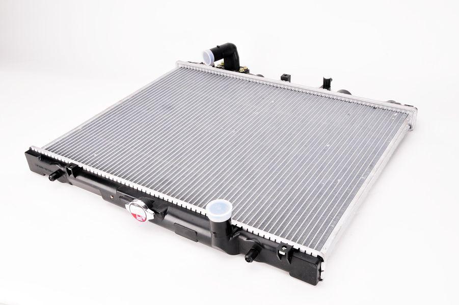 Радіатор двигуна 4D56T L200 (MR571147/MR258668) THERMOTEC