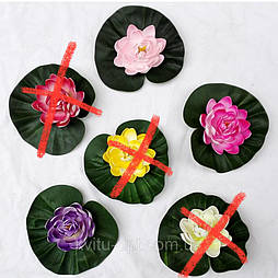 Лотос латексний, водоплавна латунка штучна середній 17 см