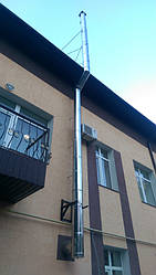 Дымоходы установленные вдоль фасада здания 18