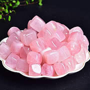 Рожевий кварц, кубик 2*2 см, оброблений натуральний рожевий мінерал, вага 15-20 грам