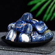 Содаліт, кубик 2*2 см, натуральний оброблений синьо-білий мінерал, вага 15-20 грам