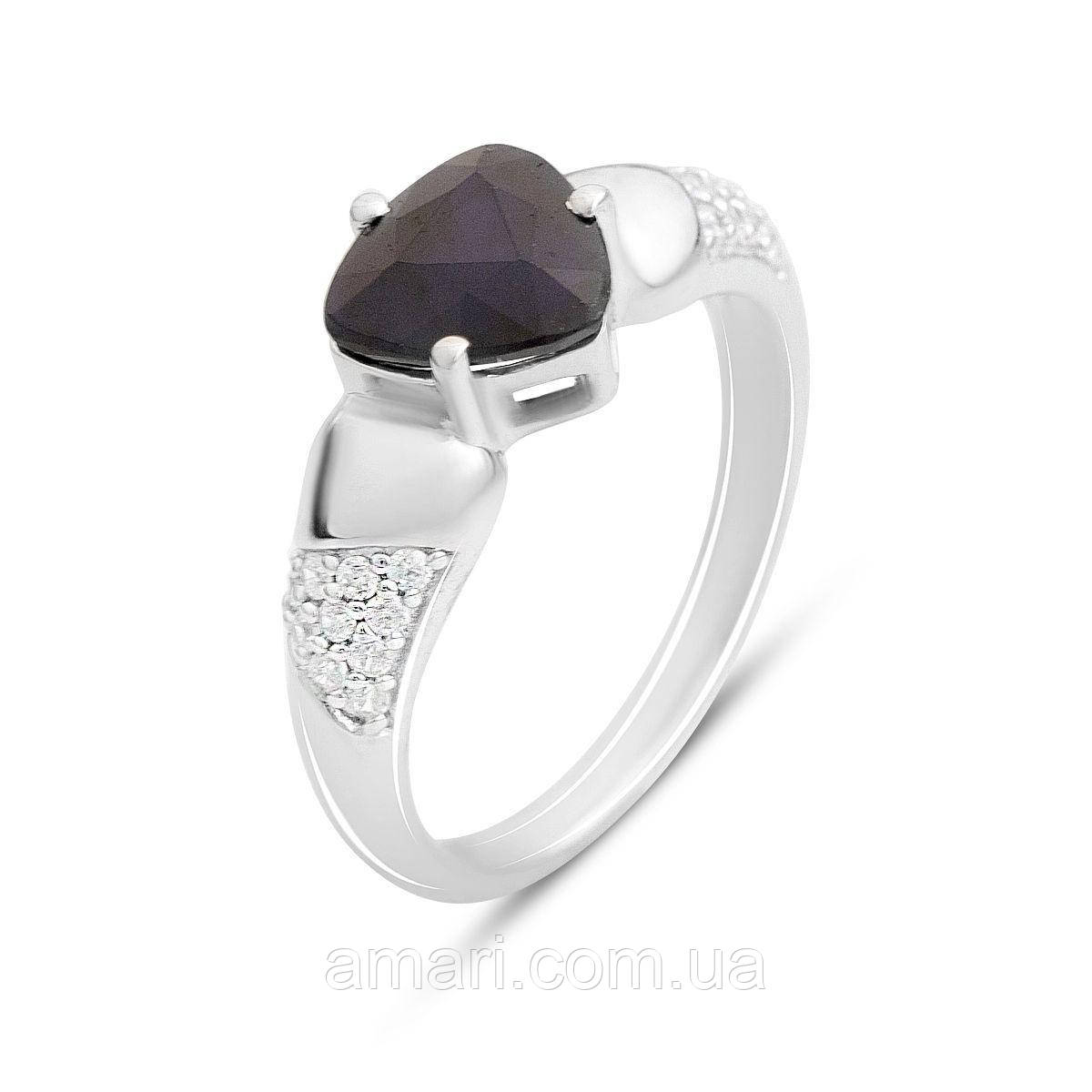 Срібне кільце Komilfo з натуральним сапфіром 2.238ct, вага виробу 3,44 г (2157779) 18 розмір