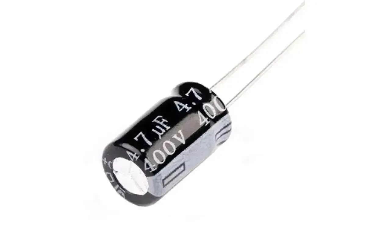 Конденсатор  електролітичний 4,7мкФ х  400В