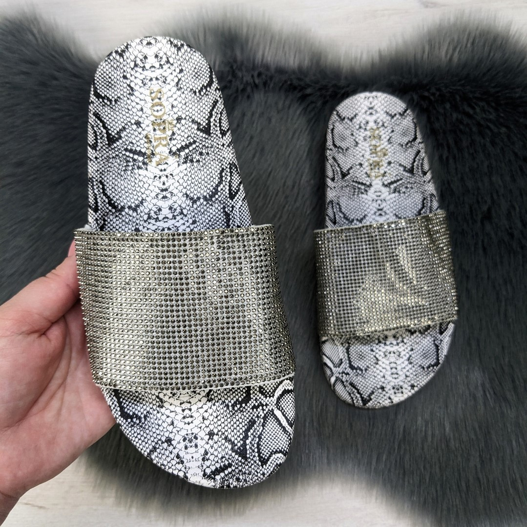 Шльопанці жіночі Sopra сірі зі стразами та зміїним принтом 2305, фото 1