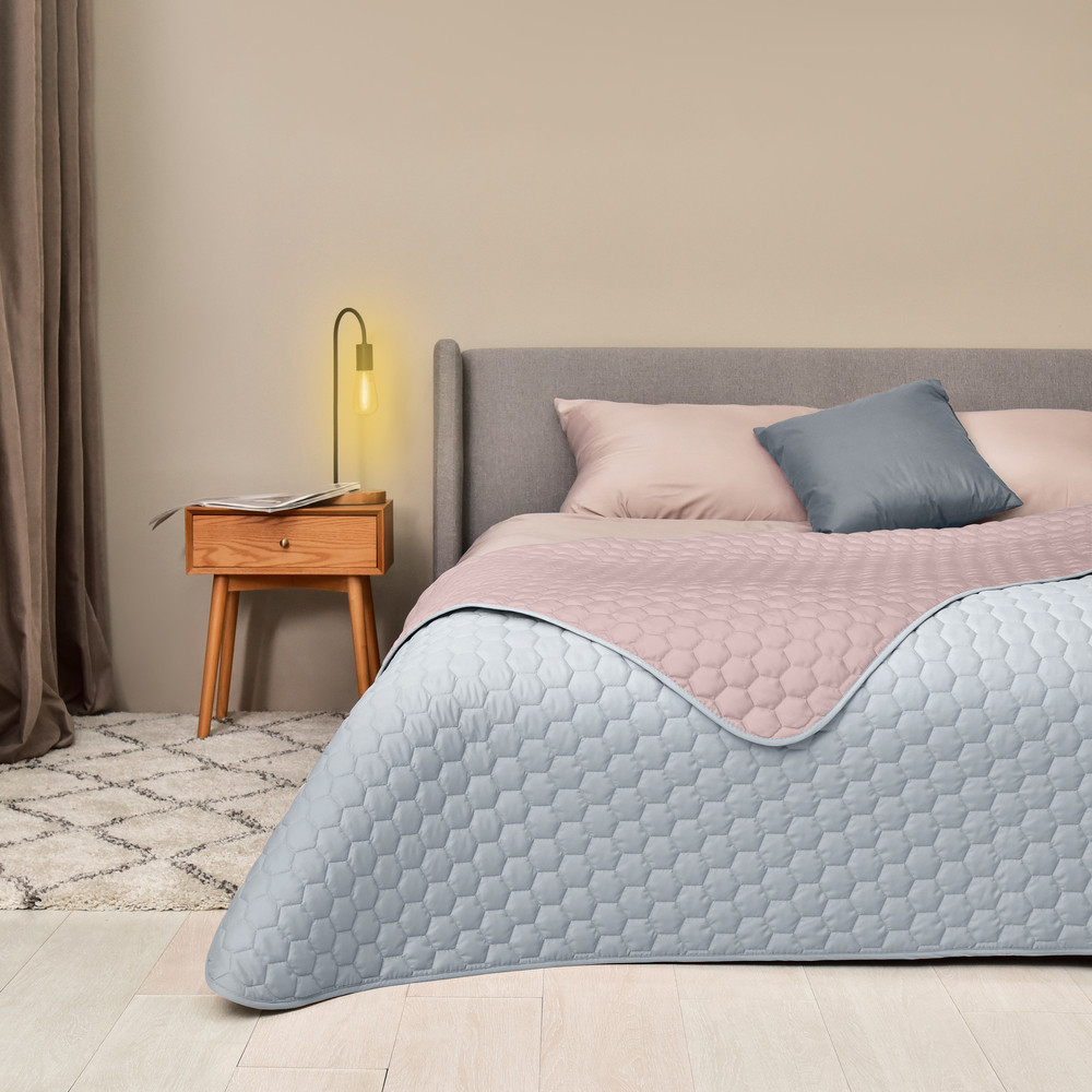 Покривало на ліжко Silhouette 240x260 IDEIA двостороннє міцне стьобання тканини антиалергенне м’ята, фото 1