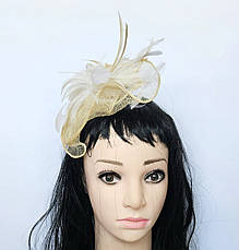 Капелюх бежевий Пір'ятко/жіноча святкова вуалетка, фото 2