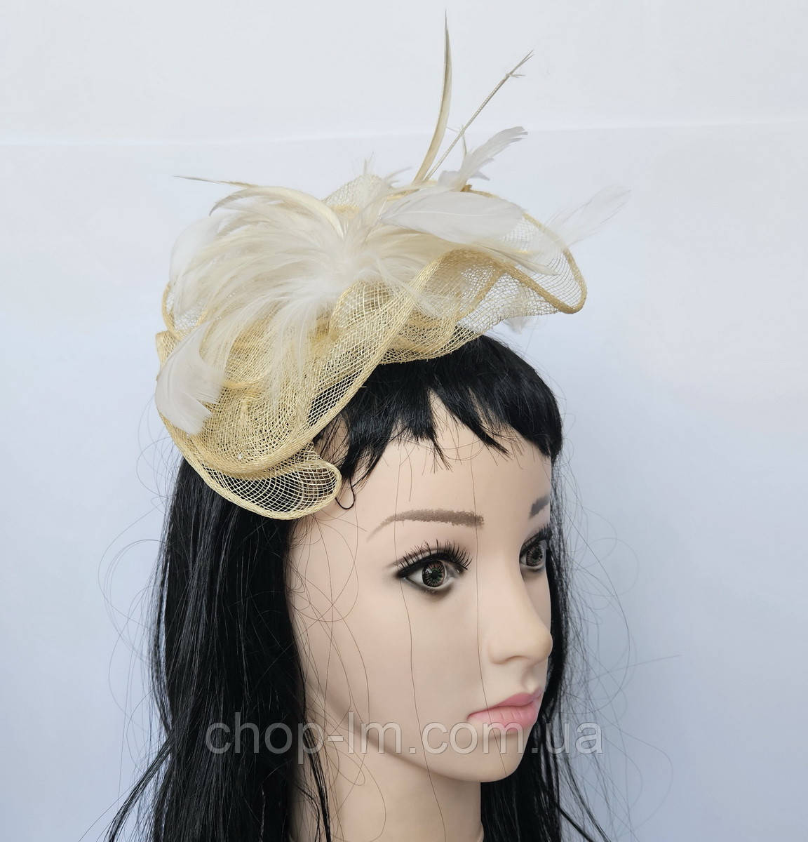 Капелюх бежевий Пір'ятко/жіноча святкова вуалетка