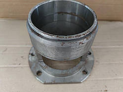 Стакан передний КПП ЮМЗ 40-1701035