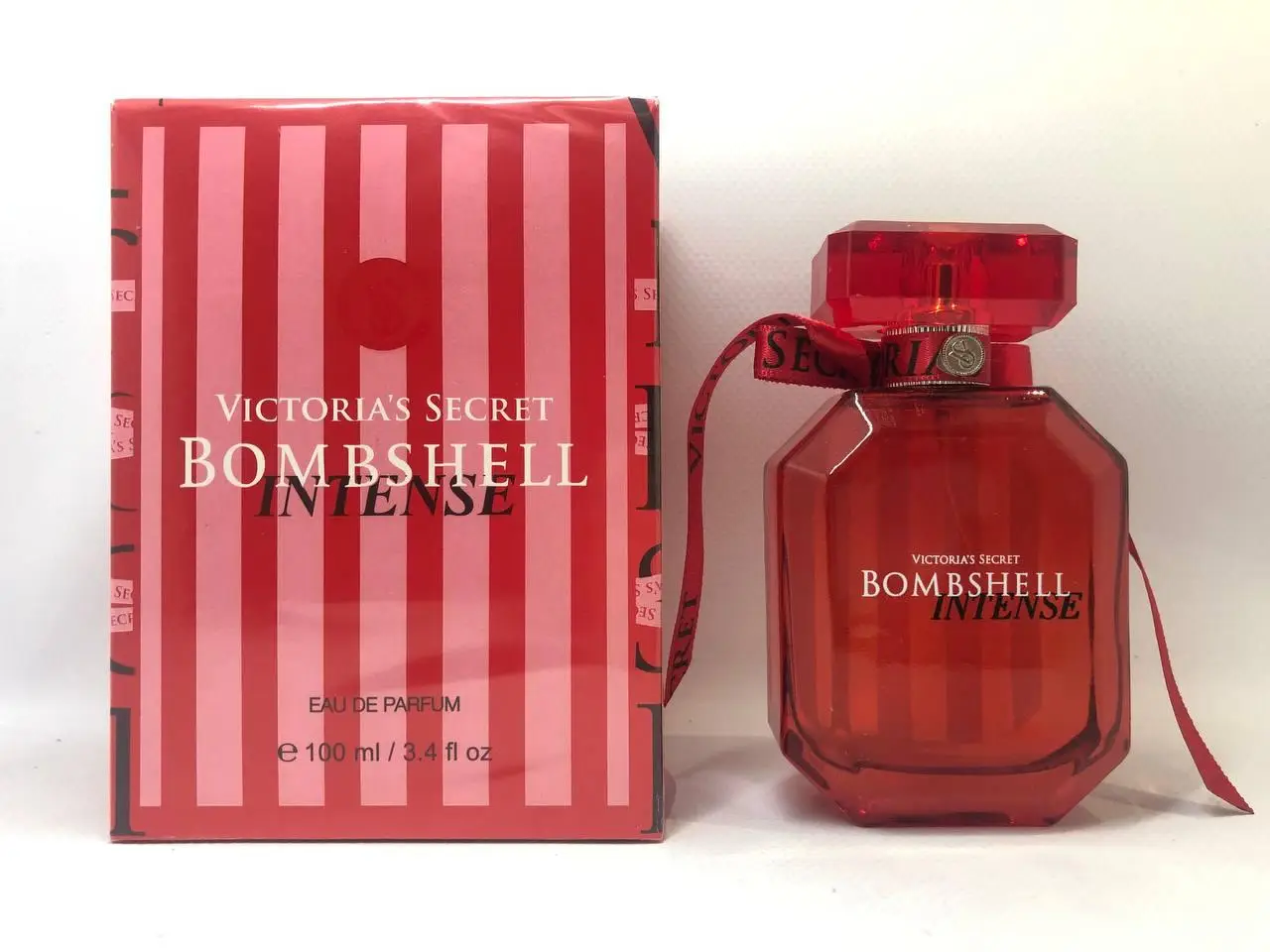 Жіноча парфумована вода Victoria's Secret Bombshell Intens 100 мл