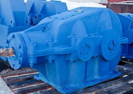Редуктор конічно-циліндричний КЦ1-200-6,3 двоступінчатий