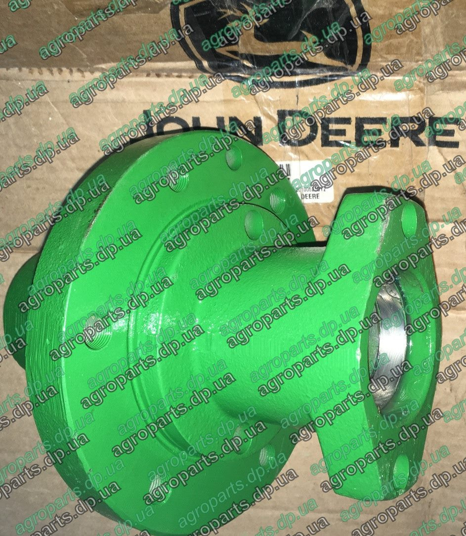 Маточина AA42528 з обоймами transpose. колеса AA30685 John Deere аа42528 WHEEL HUB & CUP ASSY аа30685