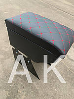 Подлокотник УНИВЕРСАЛЬНЫЙ 16 см РОМБ черный с красной строчкой с регулировкой высоты