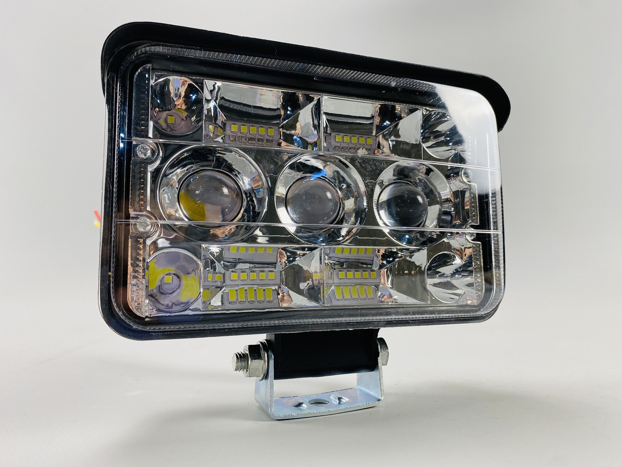 Фара LED прямокутна 9-80V далекий+ближній 3 лінзи 27 LED chip type 3030+3570, фото 1