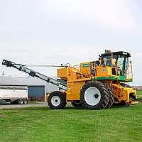 Кукурудзозбиральний комбайн Oxbo 8430