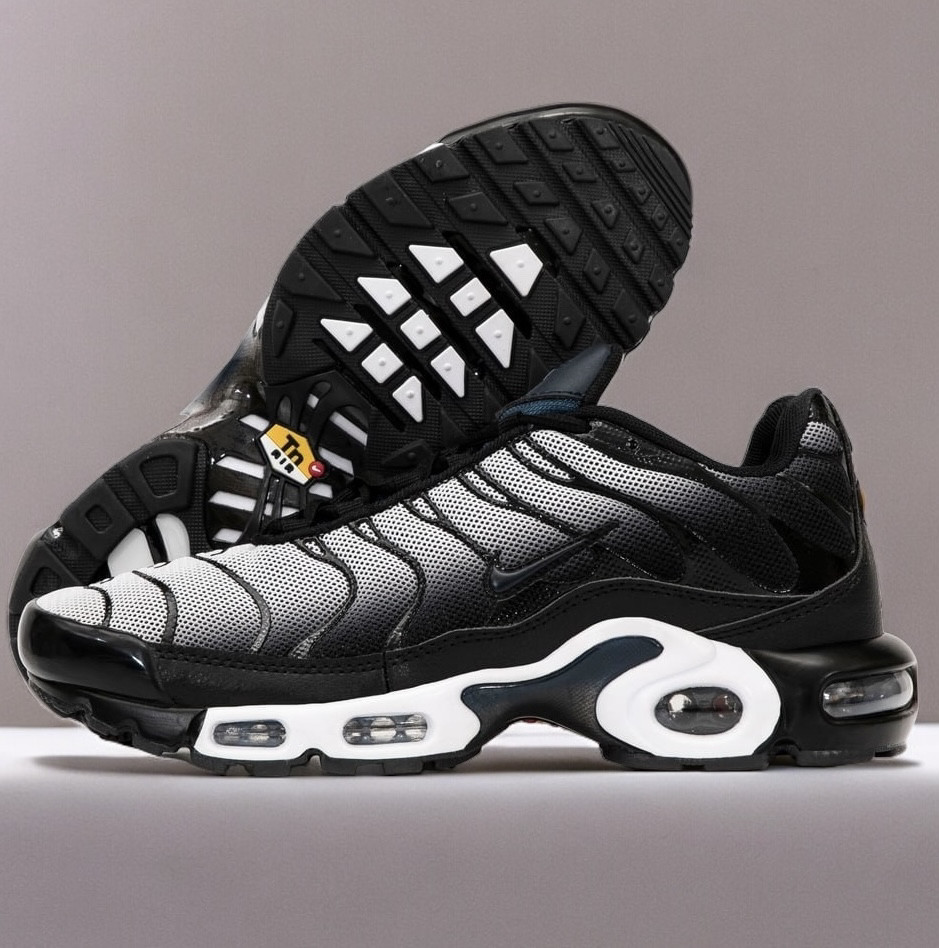 Чоловічі кросівки Nike Air Max TN Black/Gray весна-осінь-літо (чорний з сірим). Живе фото