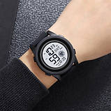 Спортивний електронний водонепроникний годинник Skmei 2082BKWT Black-White, фото 3