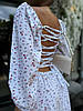Біла жіноча софтова сукня-міді в Квітковий Принт з довгим рукавом зі шнурівкою на спині і розрізом на нозі, фото 2