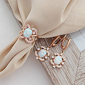 Комплект золотий каблучка та сережки з білим опалом і фіанітами 10.34