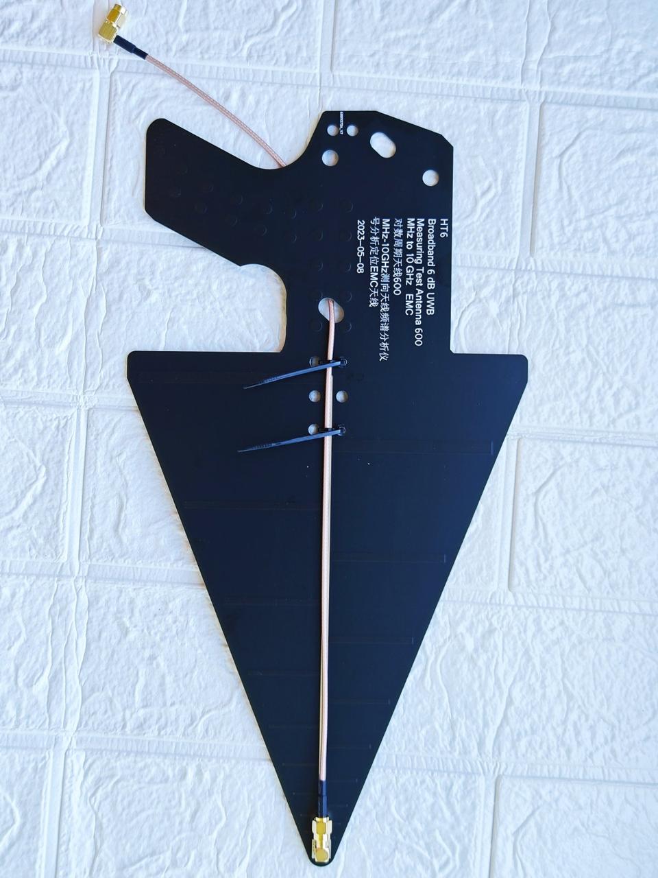 HT6 - Антена під спектроаналізатор для виявлення дронів. Антена для пеленгації 0,6-10 ГГц, фото 1