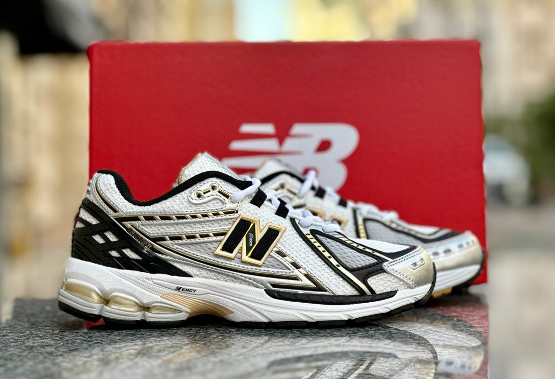 Мужские кроссовки New Balance 1906R White Gold Silver Black Нью Баланс легкие сетка