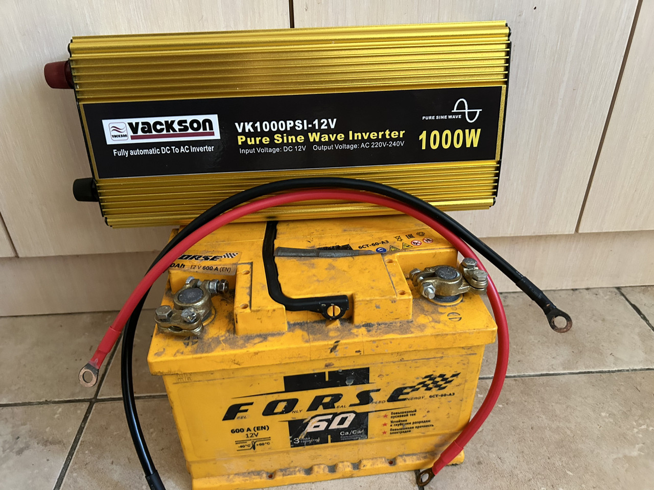 Перетворювач інвертор 12 220 з чистою синусоїдою  pure sine Vackson (VK1000PSI) 12V-220V 1000W
