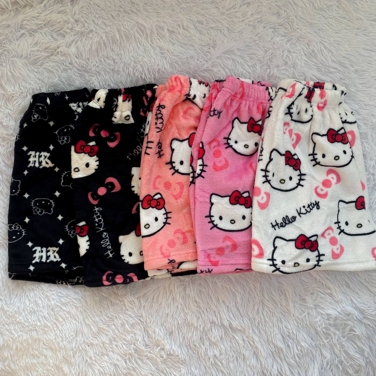 Стильні милі шорти hello kitty пухнасті жіночі та підліткові