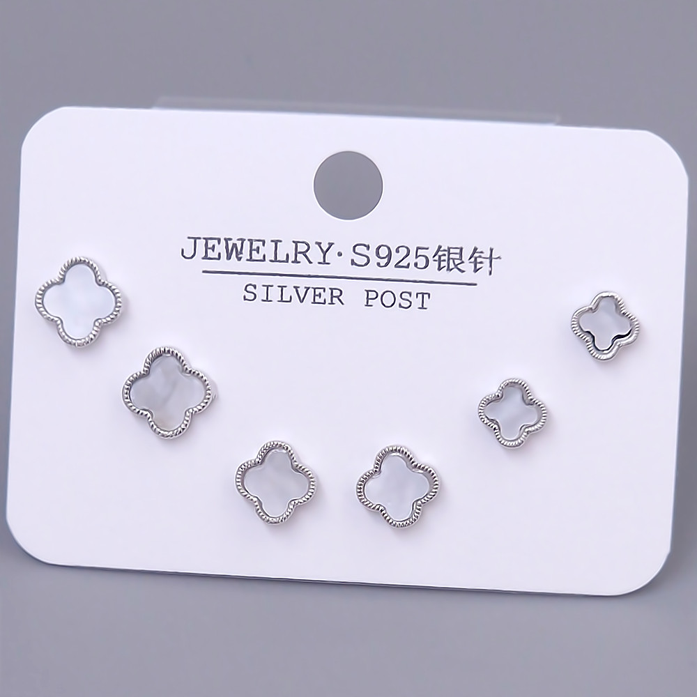 Набір із 3-х пар сережок-гвоздиків FJ. Родій. Біла емаль