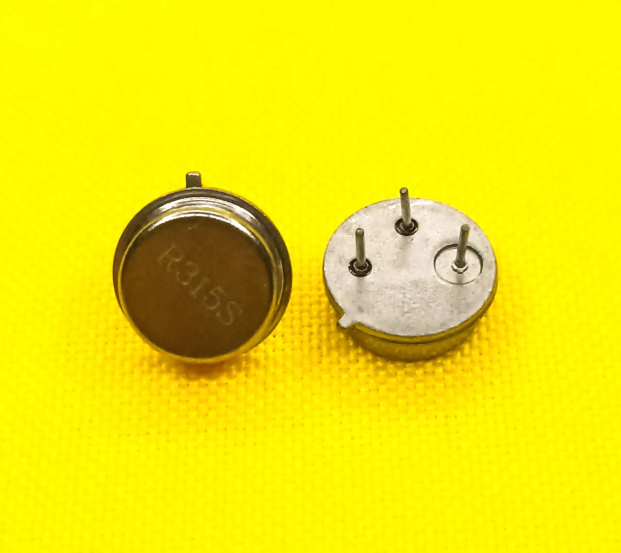 Кварцевий резонатор R315S 315МГц 3pin