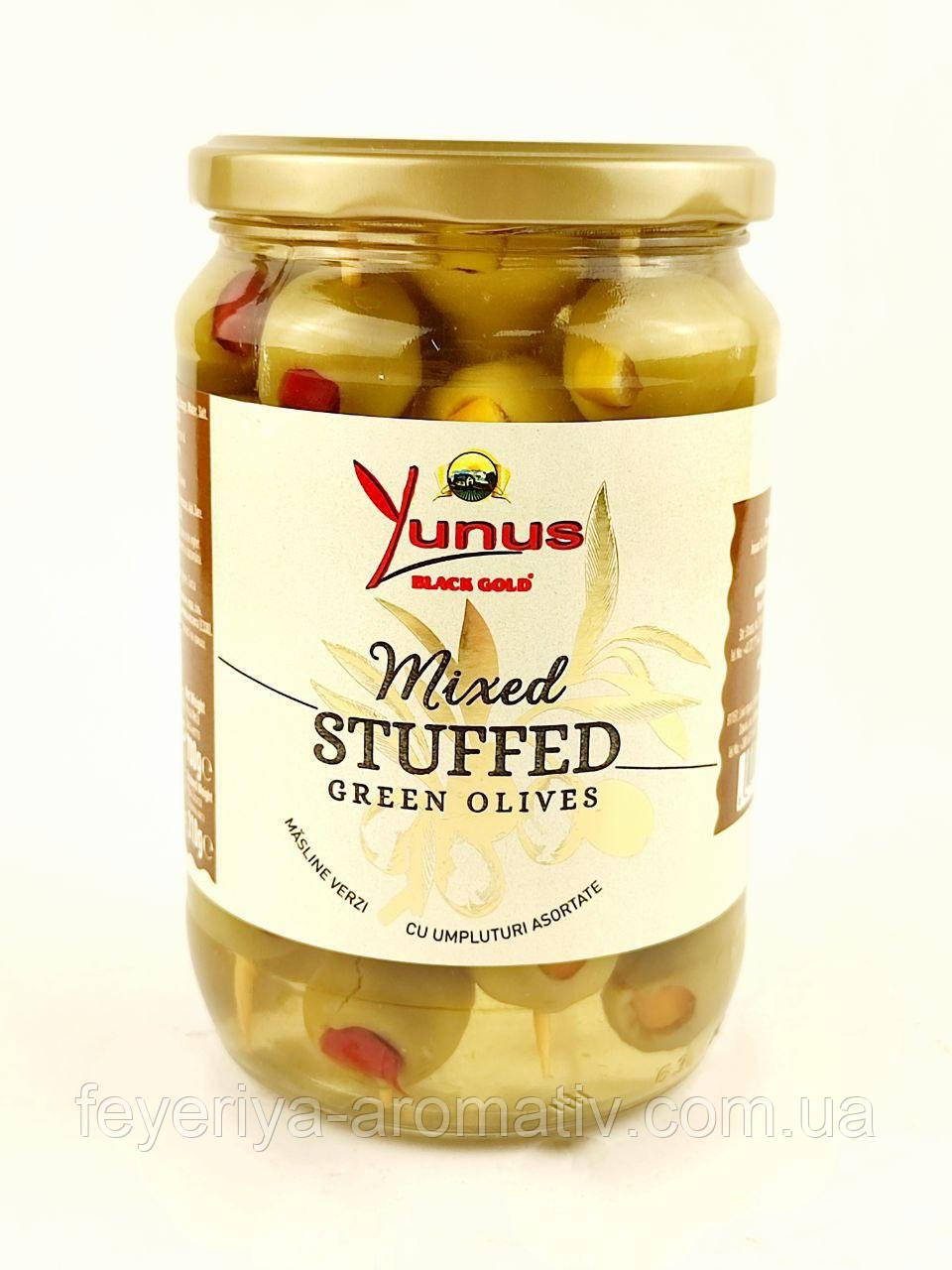 Оливки зелені фаршировані на шпажках Yunus 700 / 310г (Туреччина)