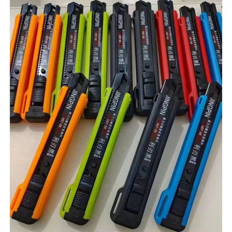 Канцелярський ніж Utility knife