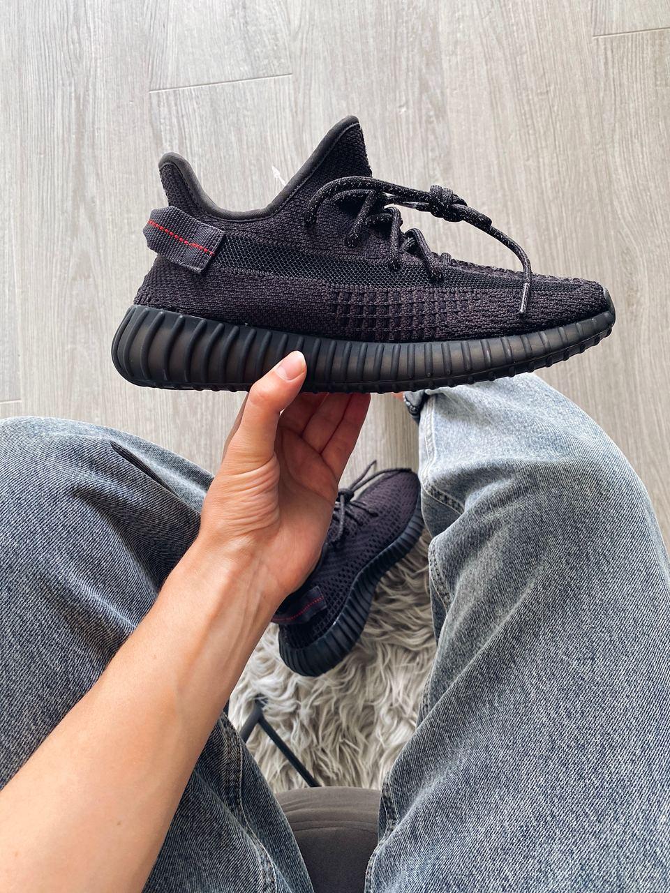 Кросівки чоловічі Adidas Yeezy 350 v2 Black Reflective laces чорні (16989), фото 1