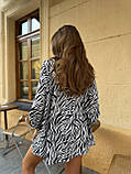 Чорно-білий жіночий літній прогулянковий костюм із софту принт зебра: сорочка та шорти, фото 6