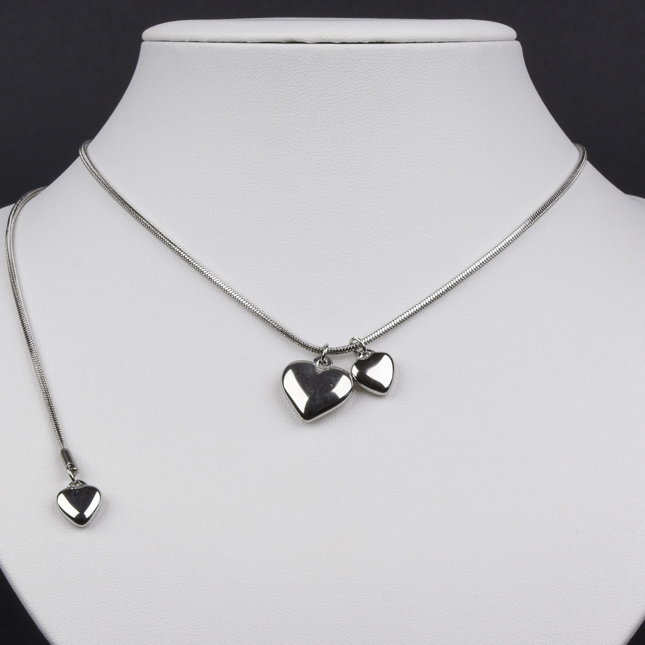 Ланцюг снейк з кулоном сріблястого кольору Stainless Steel із сердечками з подовжувачем на затяжці довжина 80 см