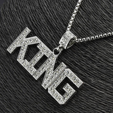 Ланцюг із кулоном КІНГ весь у кристалах сріблястого кольору Stainless Steel розмір 65х40 мм розмір ланцюга 70 см 3 мм, фото 1