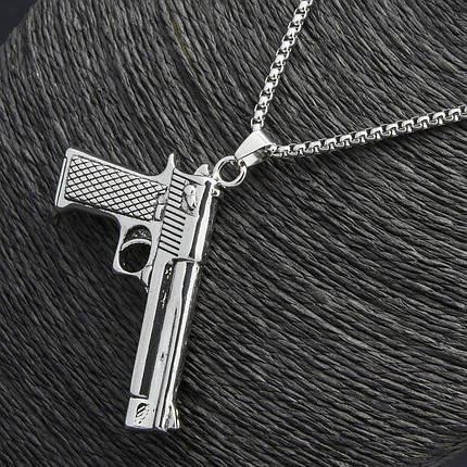 Ланцюг із кулоном пістолет сріблястого кольору Stainless Steel розмір 50х35 мм розмір ланцюга 70 см 3 мм, фото 2