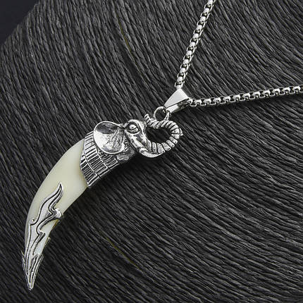 Ланцюг із кулоном слон бежевий ікла сріблястого кольору Stainless Steel розмір 60х15 мм розмір ланцюга 70 см 3 мм, фото 1