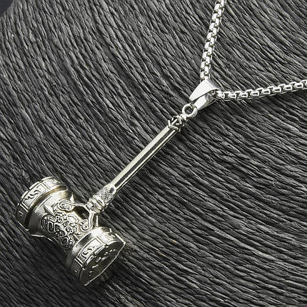 Ланцюг із кулоном молот із візерунками сріблястого кольору Stainless Steel розмір 50х30 мм розмір ланцюга 70 см 3 мм, фото 2