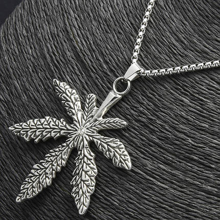 Ланцюг із кулоном конопля з кристалом сріблястого кольору Stainless Steel розмір 65х55 мм розмір ланцюга 70 см 3 мм, фото 2