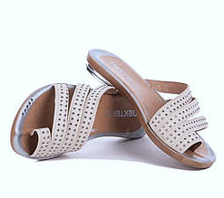 Жіночі капці Шльопанці Сланці В'єтнамки Білі (розміри: 36)