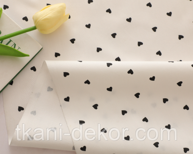 Сатин (бавовняна тканина) чорні сердечка на молочному (ширина 160см, 120г/м2), фото 1
