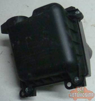 

Корпус воздушного фильтра (к-т) 21082 - 15 ВИС (к-т)